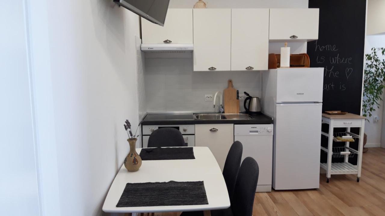 Lili Apartment In Zadar Pet Friendly, Free Parking Bagian luar foto